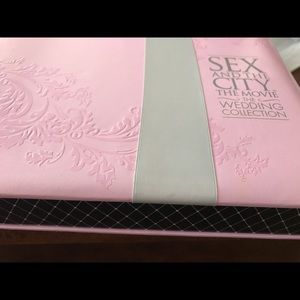 Special edition sex and the city wedding box set